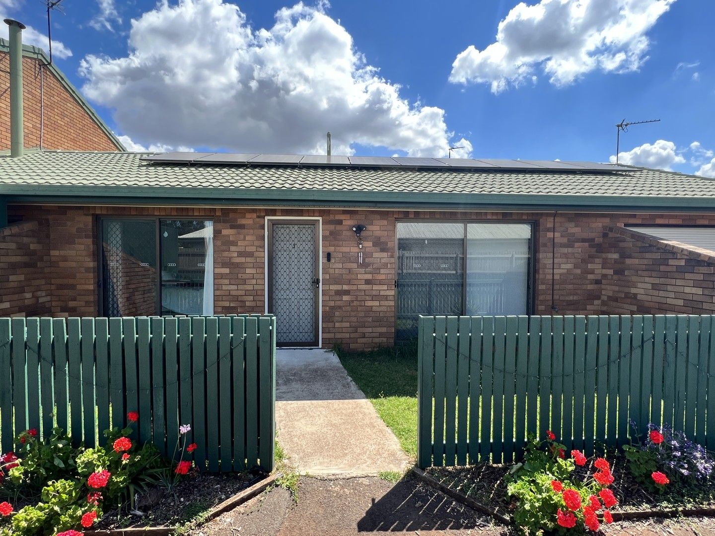 1/20 Cambridge Street, Harristown QLD 4350, Image 0