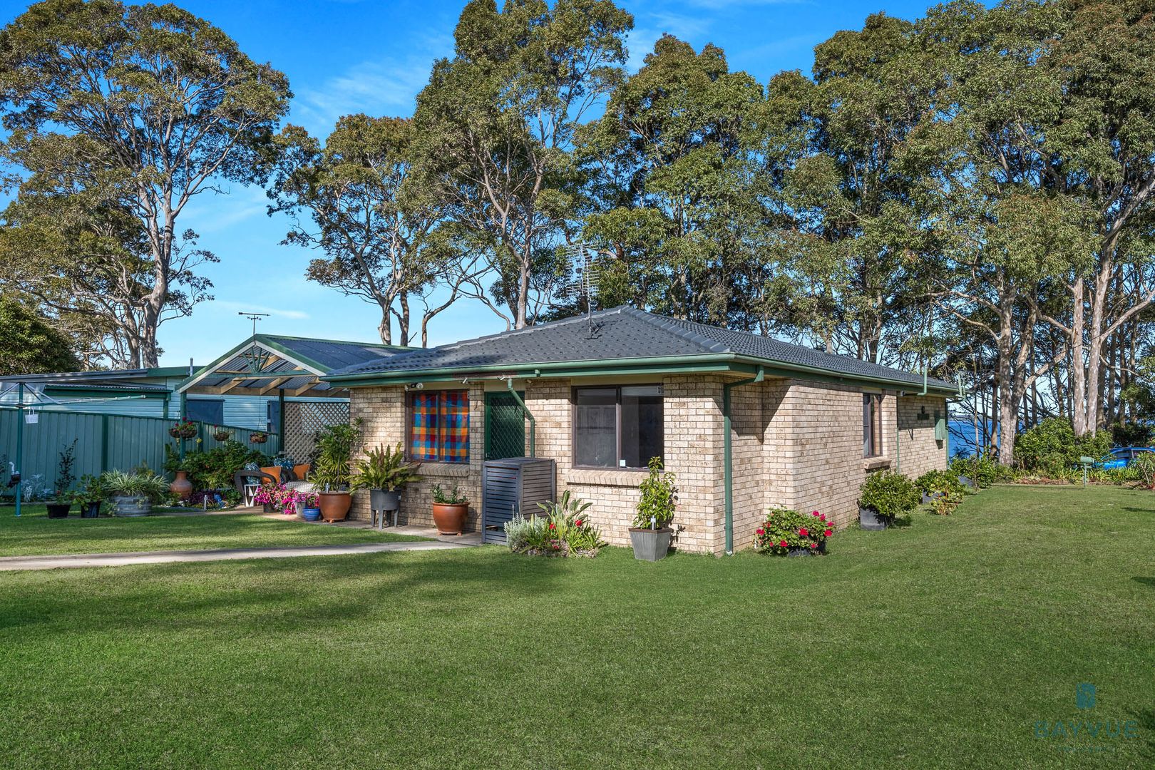 223 Loralyn Avenue, Sanctuary Point NSW 2540 Domain