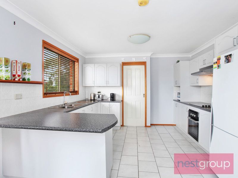 27A Valparaiso Avenue, Toongabbie NSW 2146, Image 2