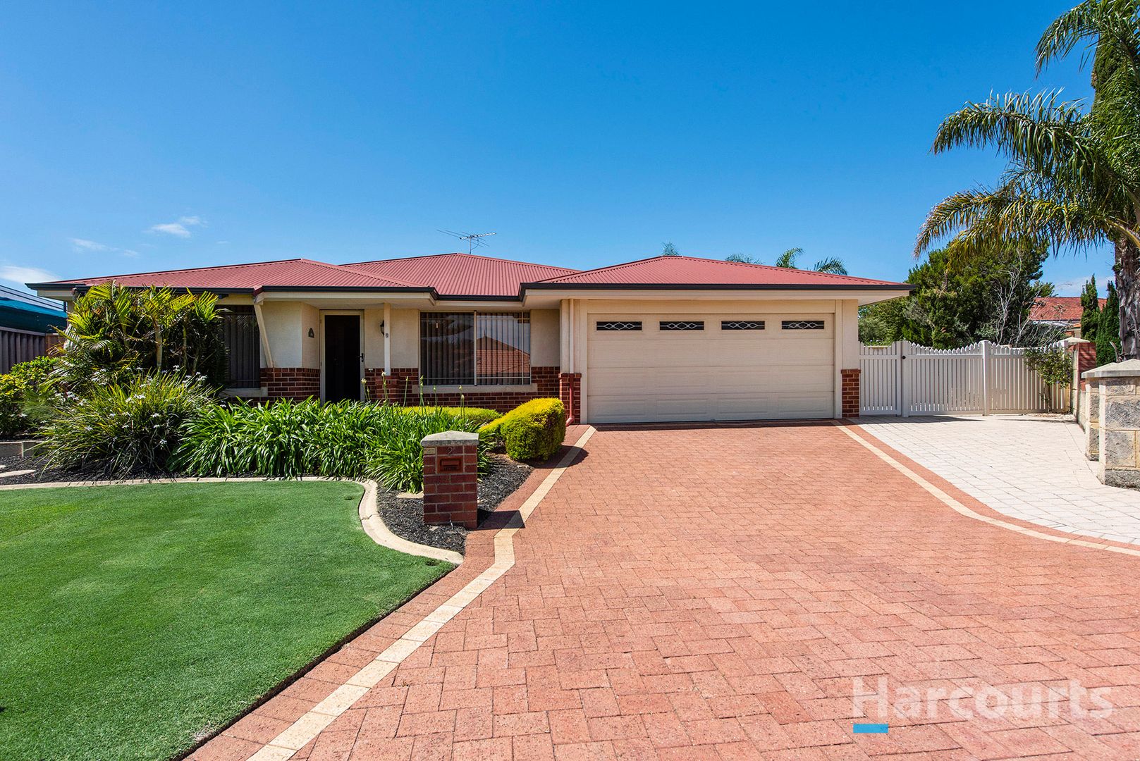 2 Carisbrooke Loop, Hocking WA 6065, Image 1