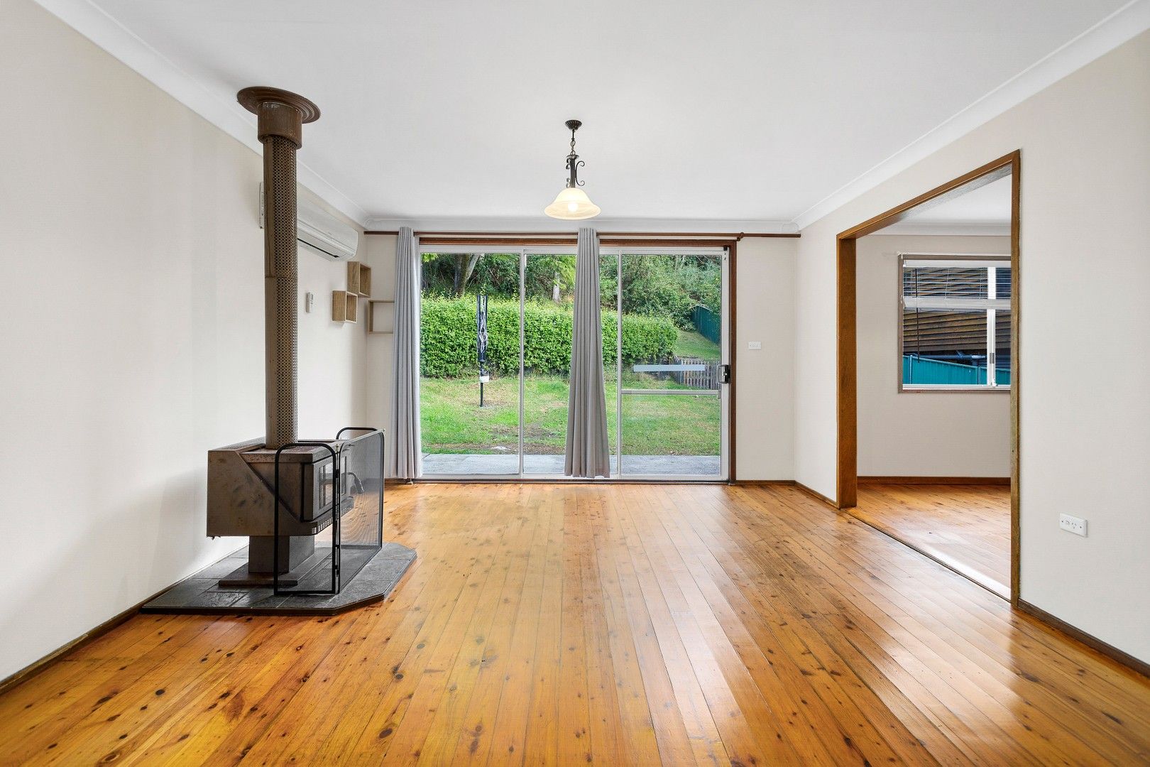 3 bedrooms House in 295 Cordeaux  Road MOUNT KEMBLA NSW, 2526