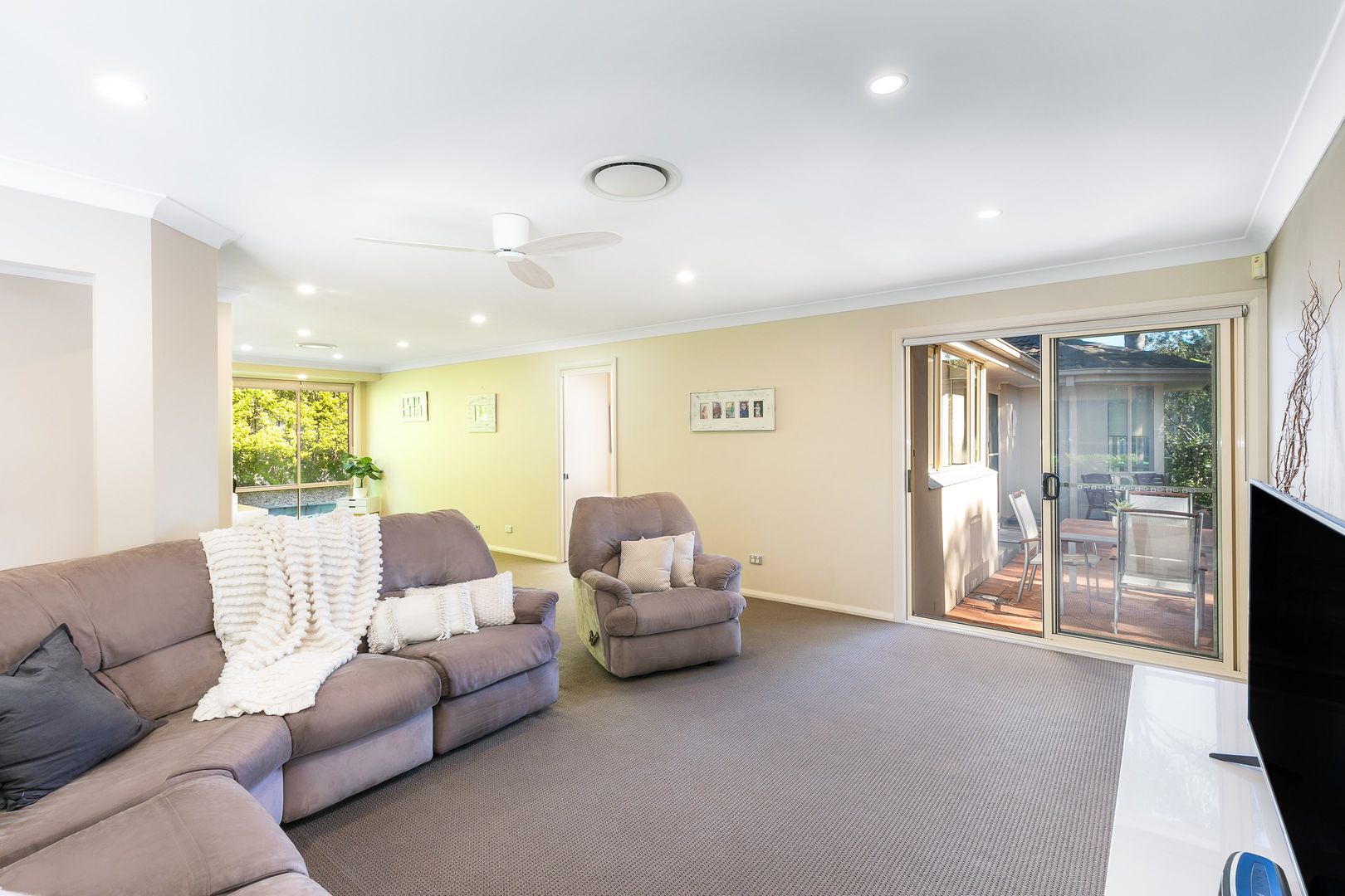 25 Mirral Road, Caringbah South NSW 2229, Image 2