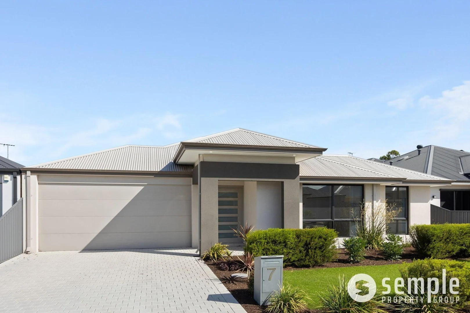 7 Fogarty Loop, Piara Waters WA 6112