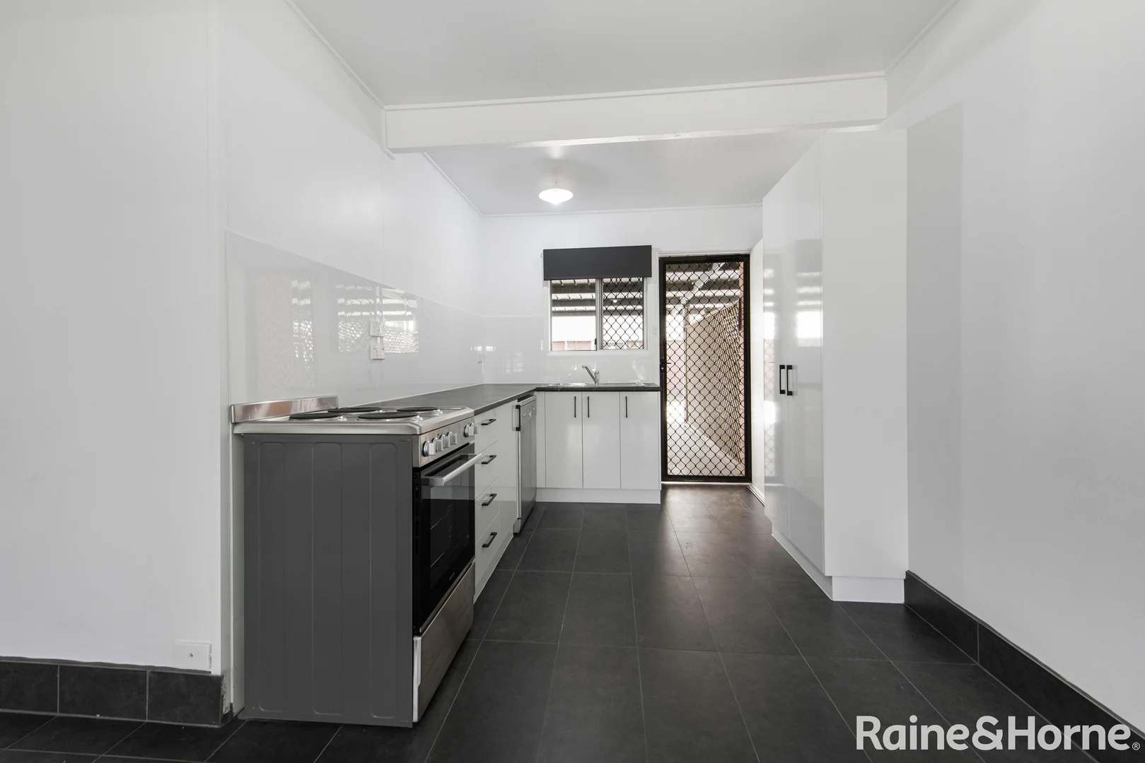 Additional image 2 of 4/51 Brisbane Street, Mackay QLD 4740