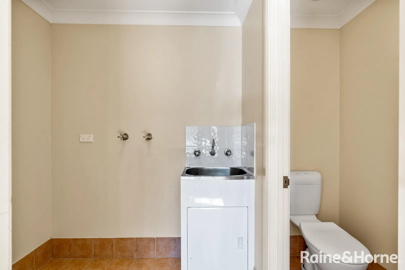 Additional image 22 of 8/103 Deering Street, Ulladulla NSW 2539