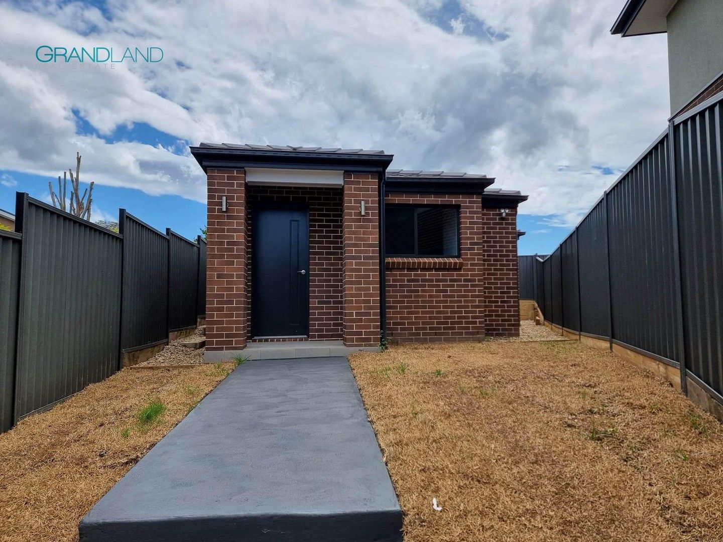 2 bedrooms Apartment / Unit / Flat in 15A Sammarah Road EDMONDSON PARK NSW, 2174
