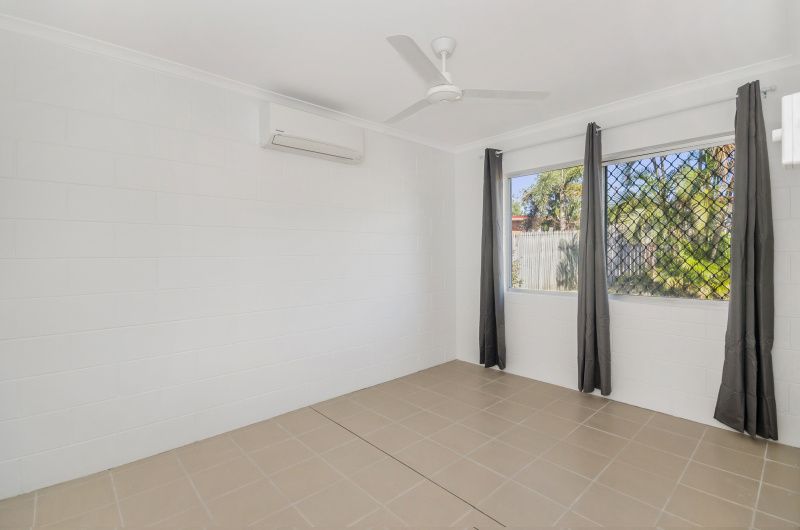 2/99 Kings Road, Pimlico QLD 4812, Image 2