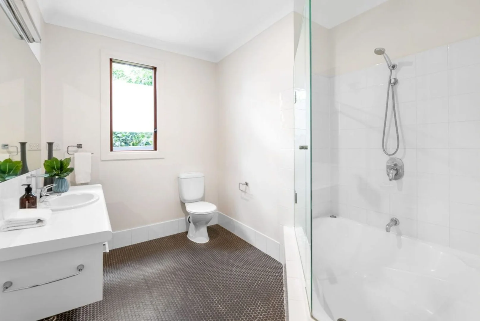 Additional image 15 of 109A Munro Street, Auchenflower QLD 4066