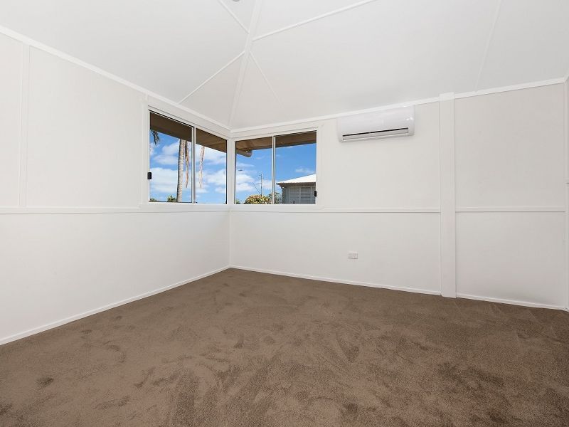 4/105 Stagpole Street, West End QLD 4810, Image 2