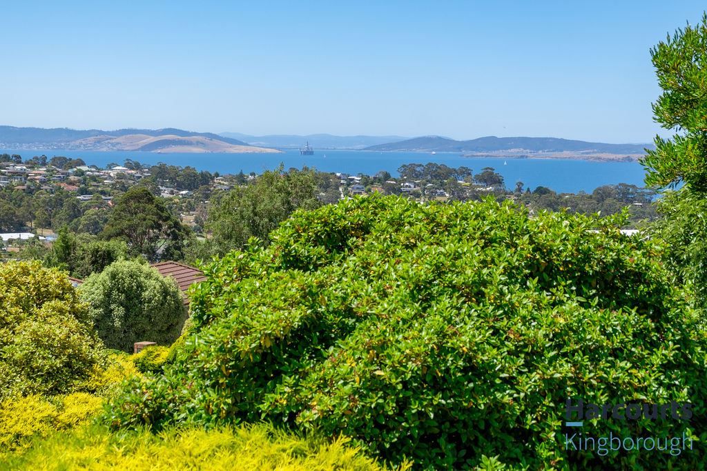 54 Woodlands Drive, Blackmans Bay TAS 7052, Image 2