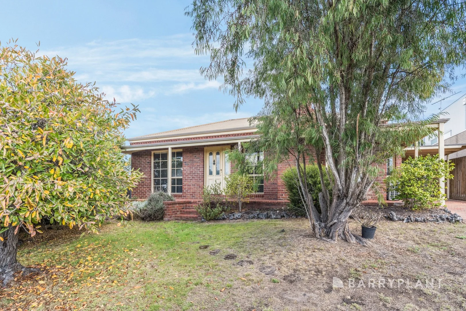 6 Chancellor Pl, Highton VIC 3216