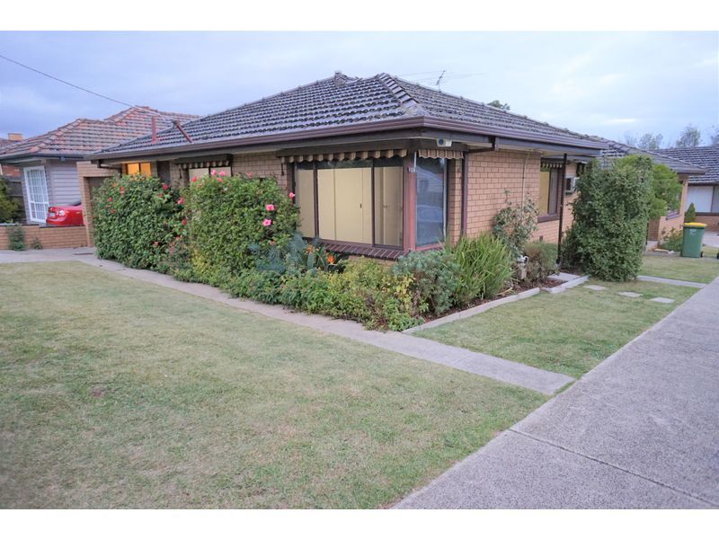 2 bedrooms Apartment / Unit / Flat in 1/21 Mason Street RESERVOIR VIC, 3073