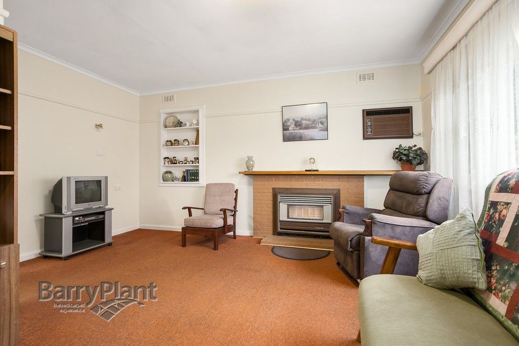 4 Lorienne Street, Heathmont VIC 3135, Image 2