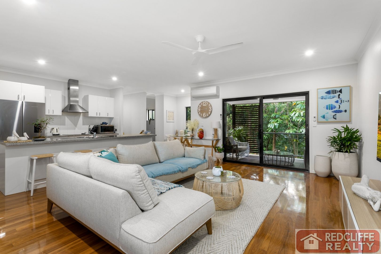 9/1214 Street, Woody Point QLD 4019 Townhouse For Rent