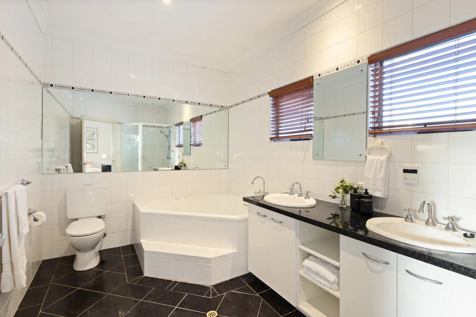 Additional image 21 of 9 Chester Court, Grange SA 5022