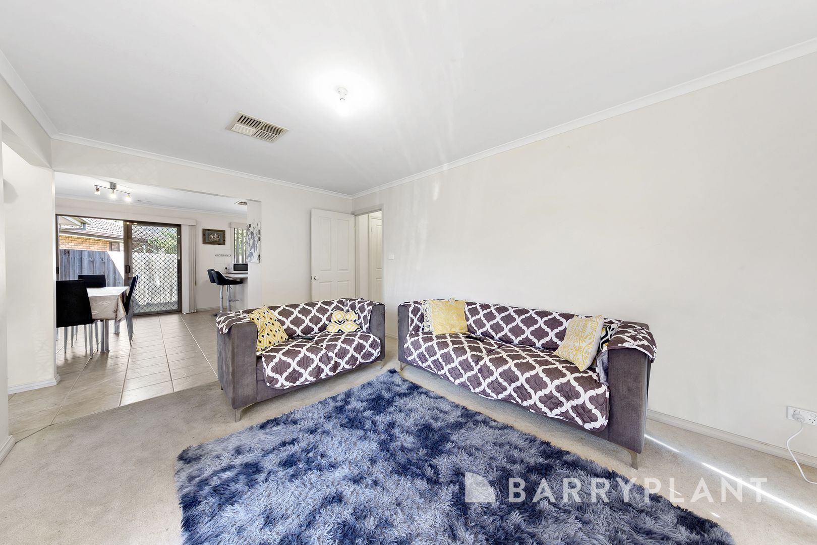 2/11-13 Perrett Avenue, St Albans VIC 3021, Image 2