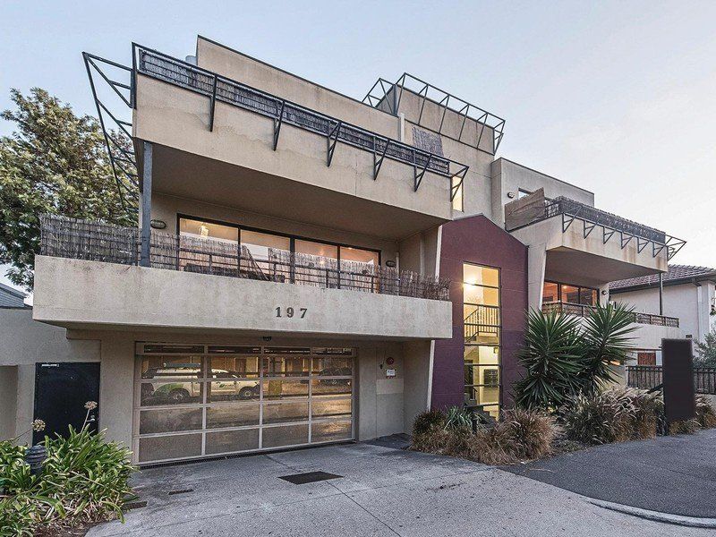 2 bedrooms Apartment / Unit / Flat in 8/197 Inkerman Street ST KILDA VIC, 3182