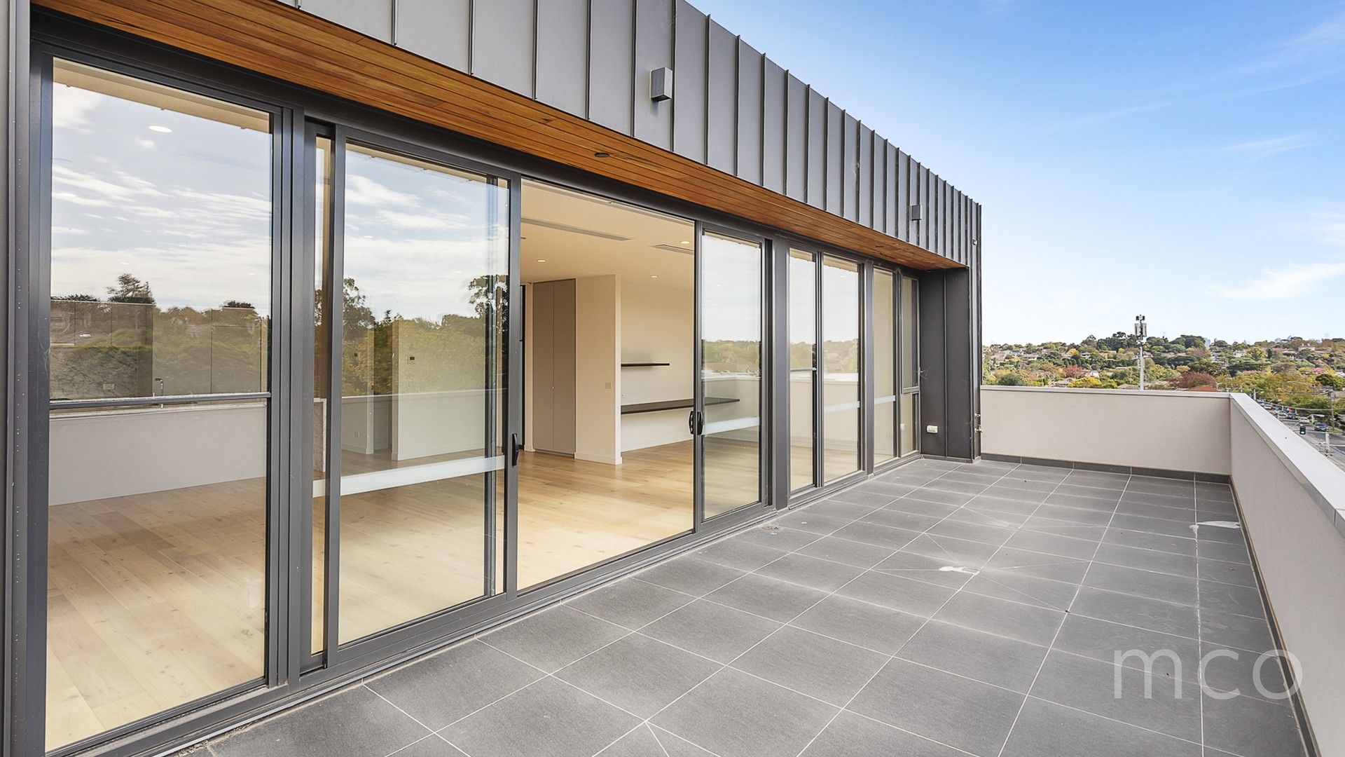2 bedrooms Apartment / Unit / Flat in 301/776-780 Riversdale Road CAMBERWELL VIC, 3124