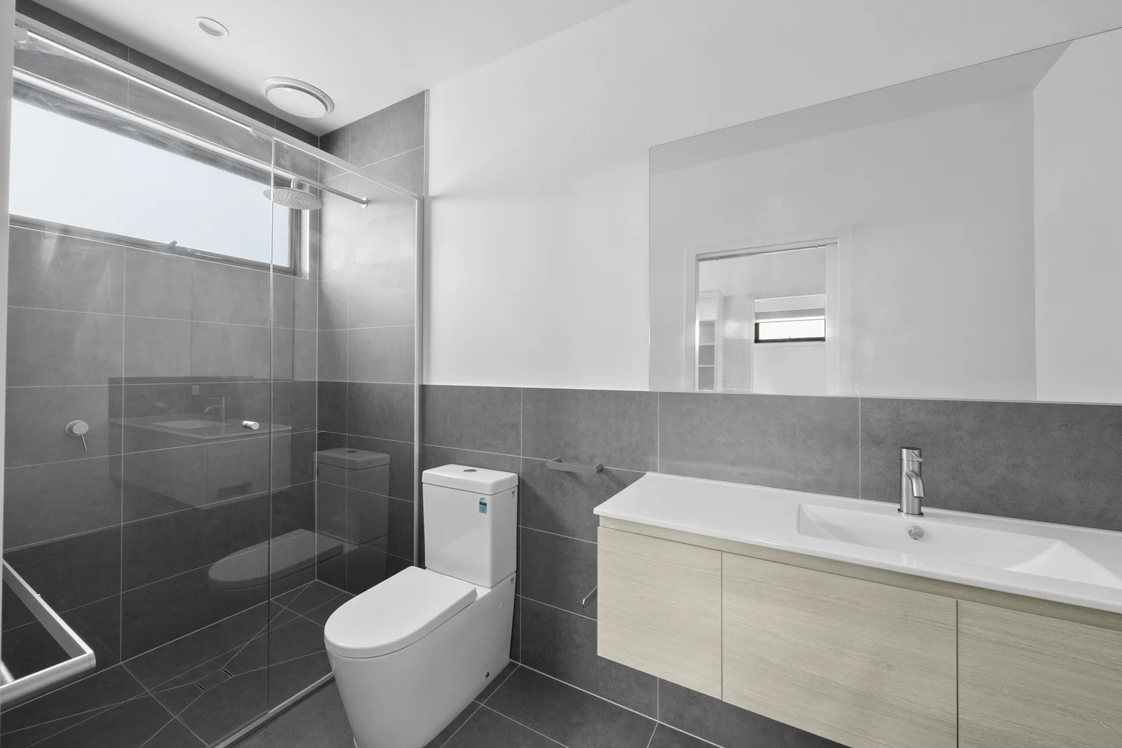 Additional image 6 of 4/4 Highton Lane, Mansfield VIC 3722