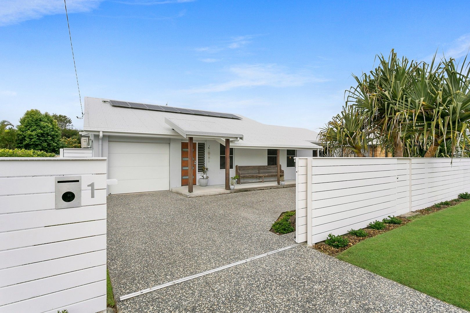 4 bedrooms House in 1 Sand Street KINGSCLIFF NSW, 2487