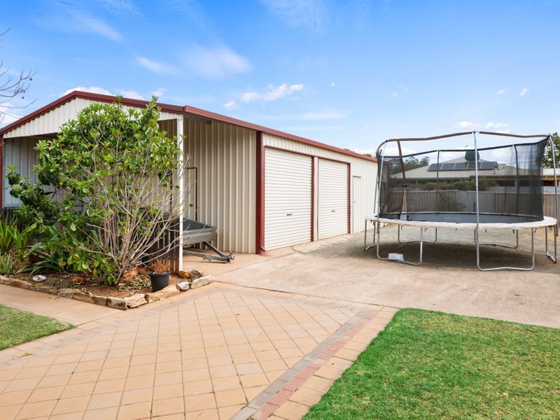 4 bedrooms House in 15E Hare Street MULLINGAR WA, 6430
