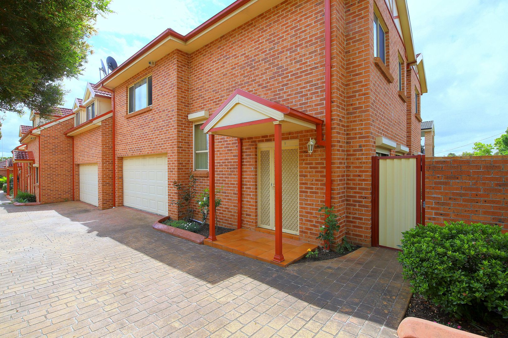 1/16 Strickland Street, Bass Hill NSW 2197 Domain
