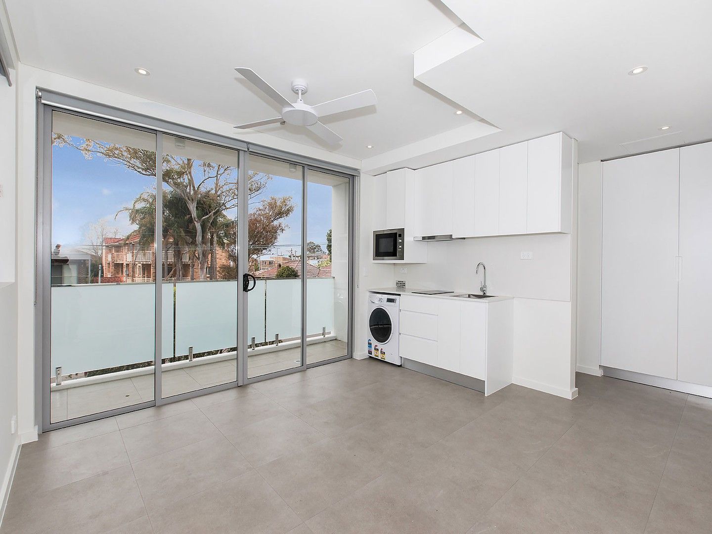 11/33 Hampden Street, Beverly Hills NSW 2209, Image 1