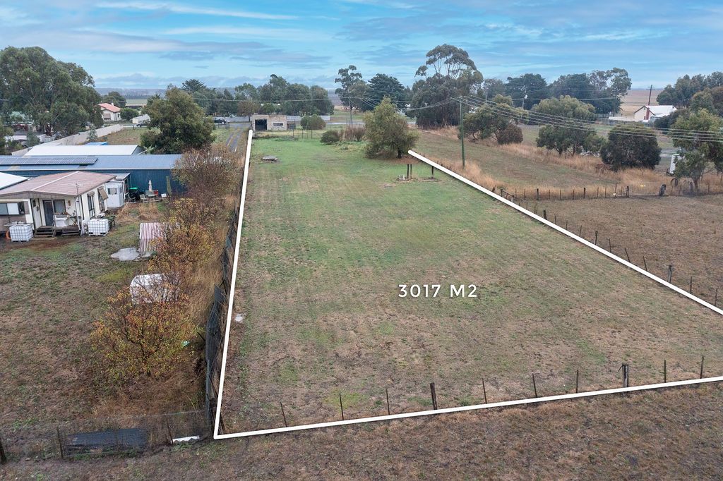 28 Beaufort Road, Skipton VIC 3361, Image 2