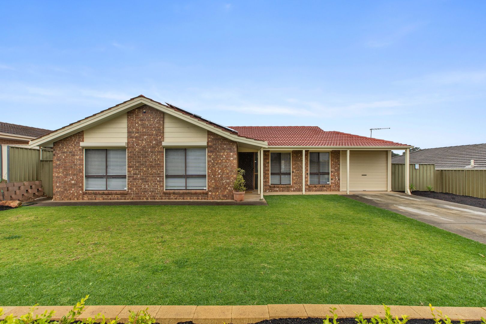 23 Lyons Circuit, Trott Park SA 5158, Image 2