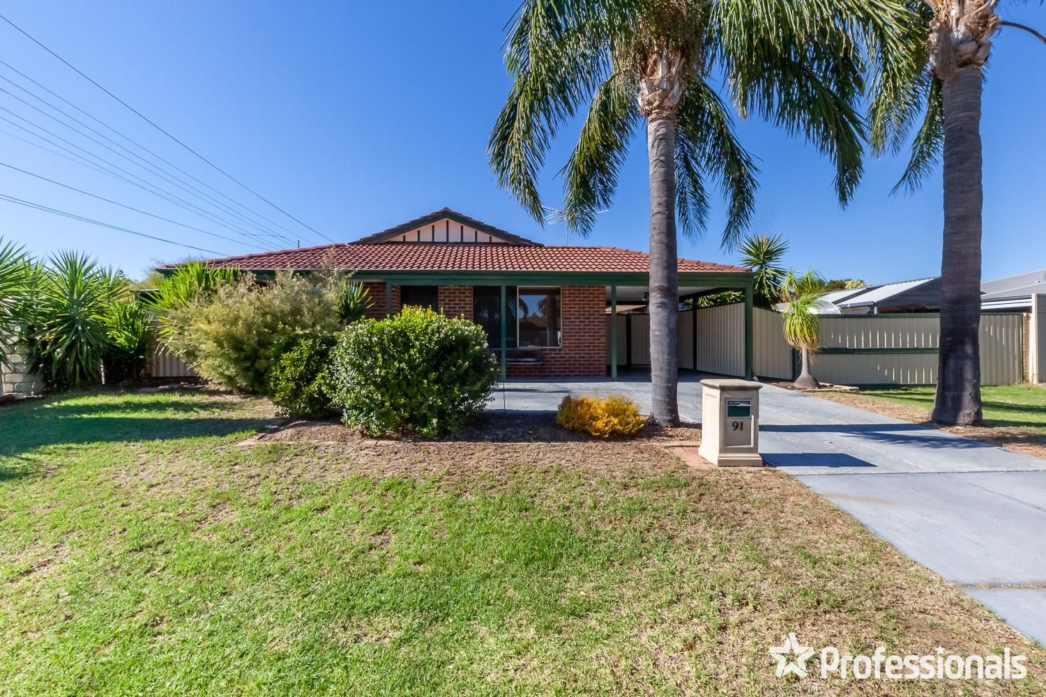 91 Riverside Lane, Seville Grove WA 6112 House For Rent 570 Domain