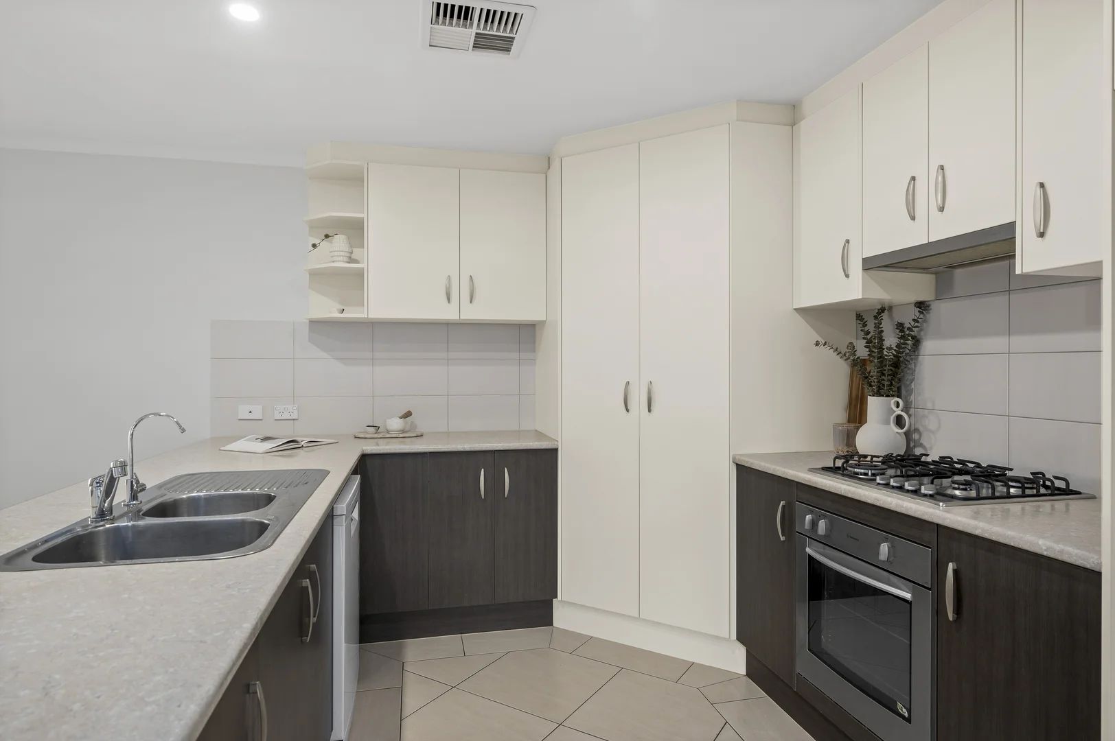 Additional image 12 of 30 Nicholl Avenue, Aldinga Beach SA 5173