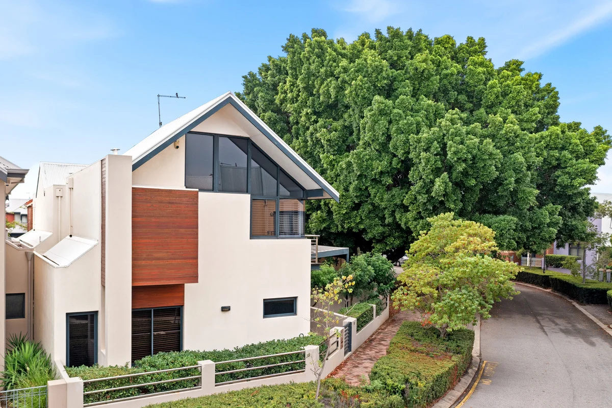 43 Coral Tree Avenue, Subiaco WA 6008