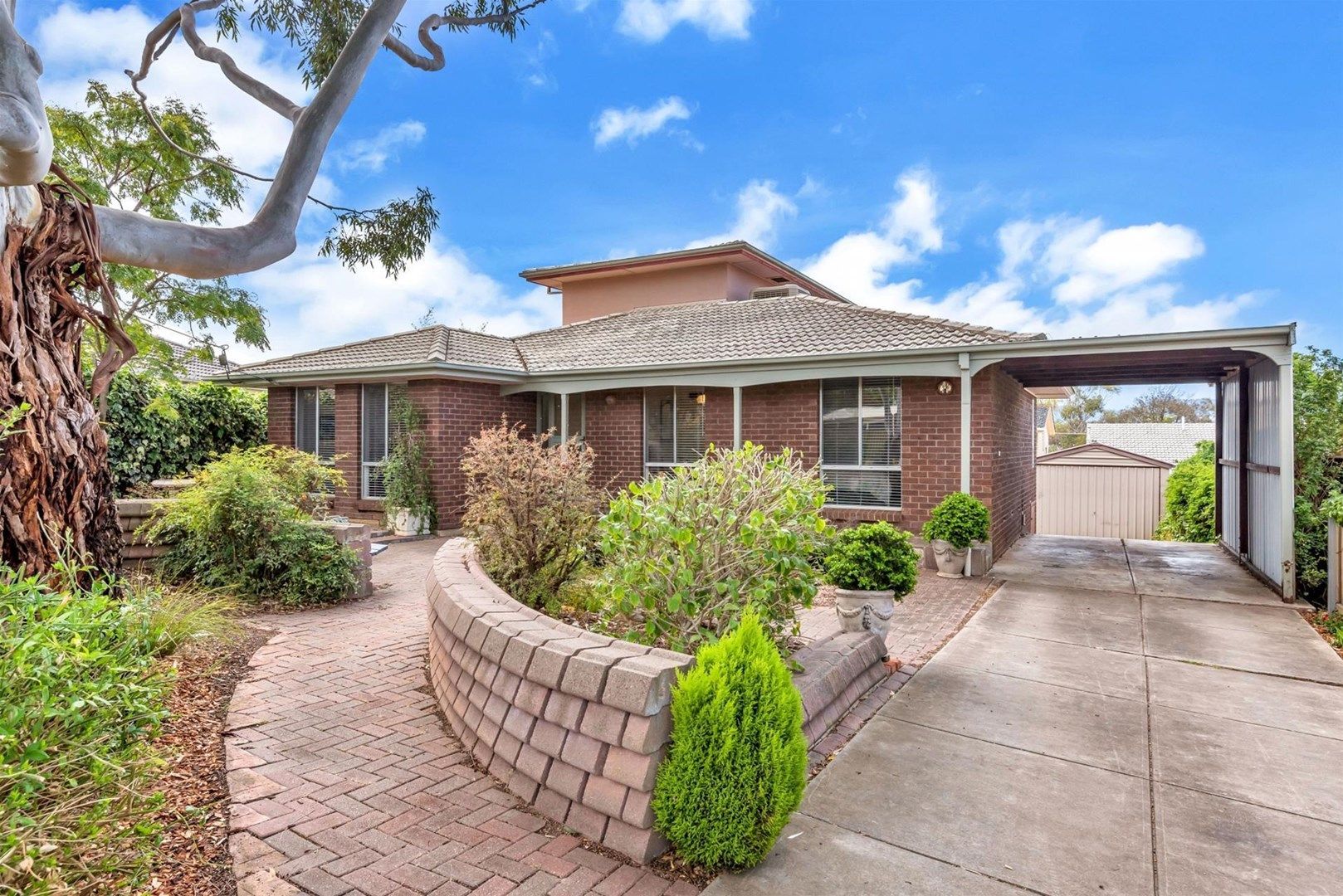 15 Canberra Crescent, Valley View SA 5093, Image 0