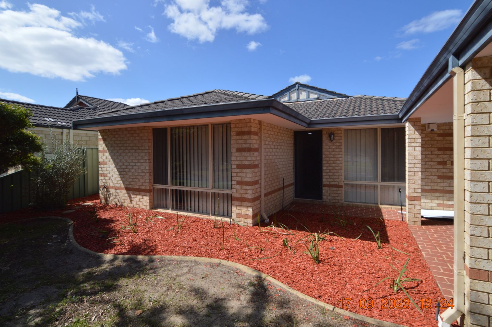 16 Tozer Loop, Atwell WA 6164, Image 2