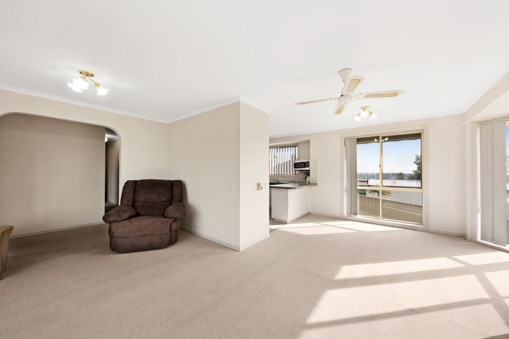 2 Jedon Court, Ballarat North VIC 3350, Image 2