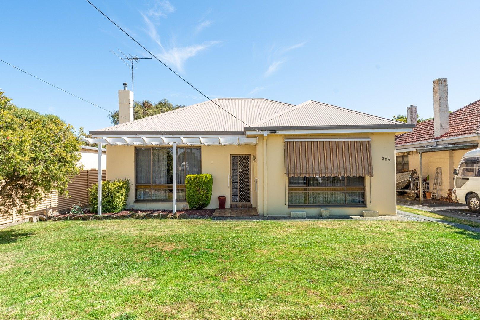 3 bedrooms House in 209 Commercial Street West MOUNT GAMBIER SA, 5290