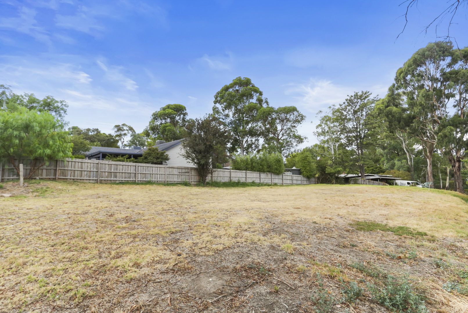 8 Inglis Street, Diamond Creek VIC 3089, Image 2