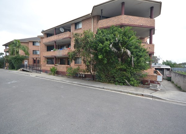 9/11 Chester Hill Road, Chester Hill NSW 2162