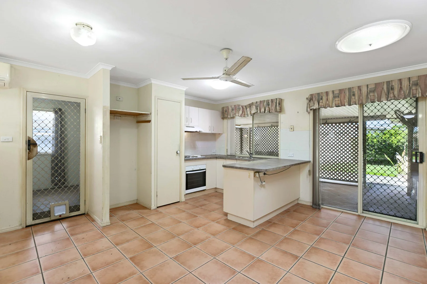 Additional image 7 of 8 Hyperno Road, Point Vernon QLD 4655