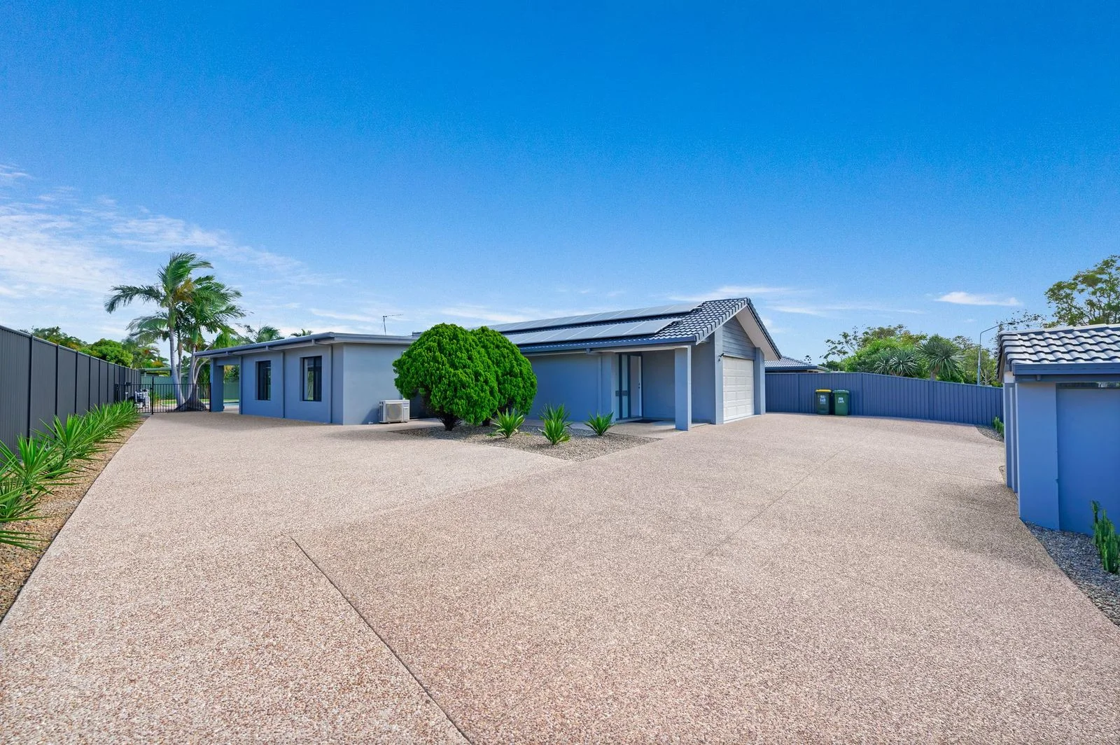 Additional image 4 of 145 Barrier Reef Drive, Mermaid Waters QLD 4218