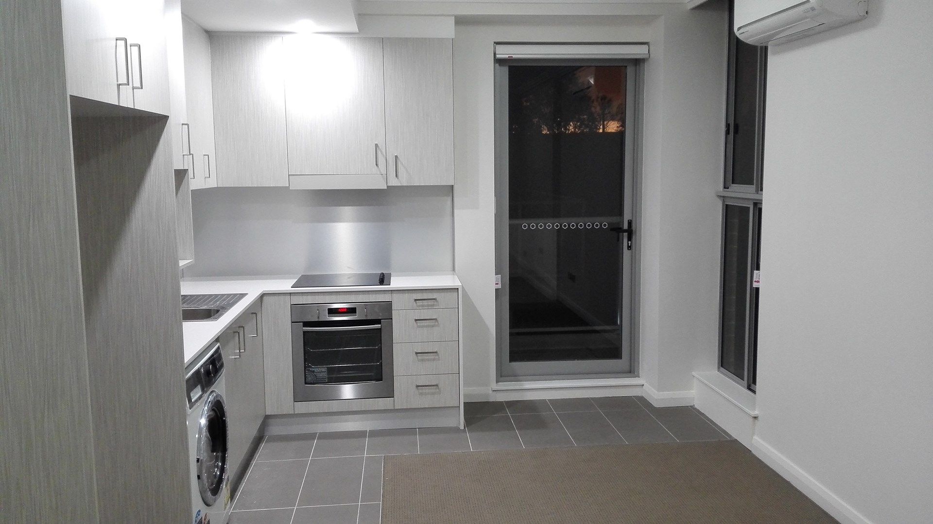 1 bedrooms Apartment / Unit / Flat in Courallie Avenue HOMEBUSH WEST NSW, 2140