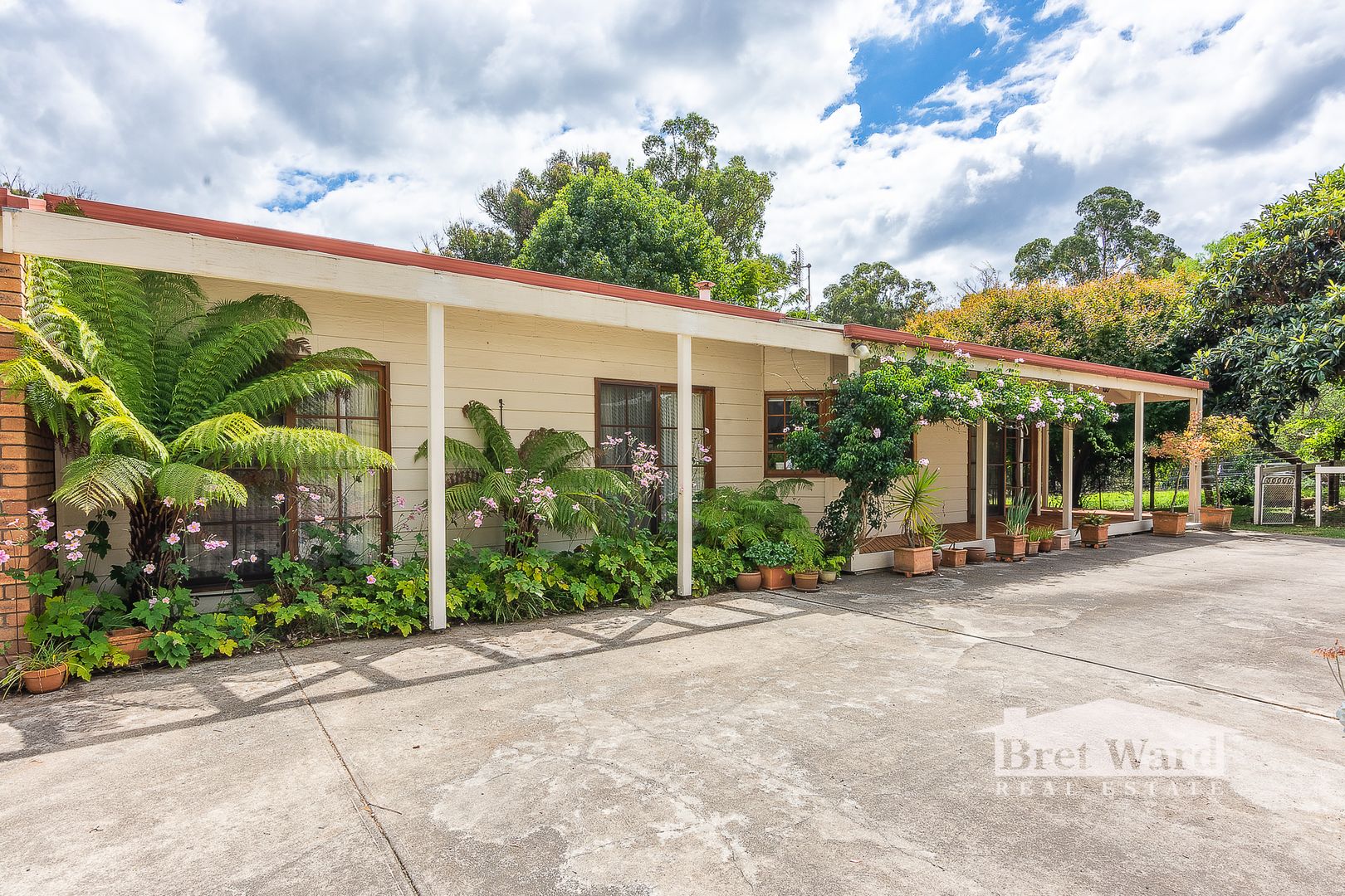 221 Great Alpine Road, Bruthen VIC 3885, Image 1