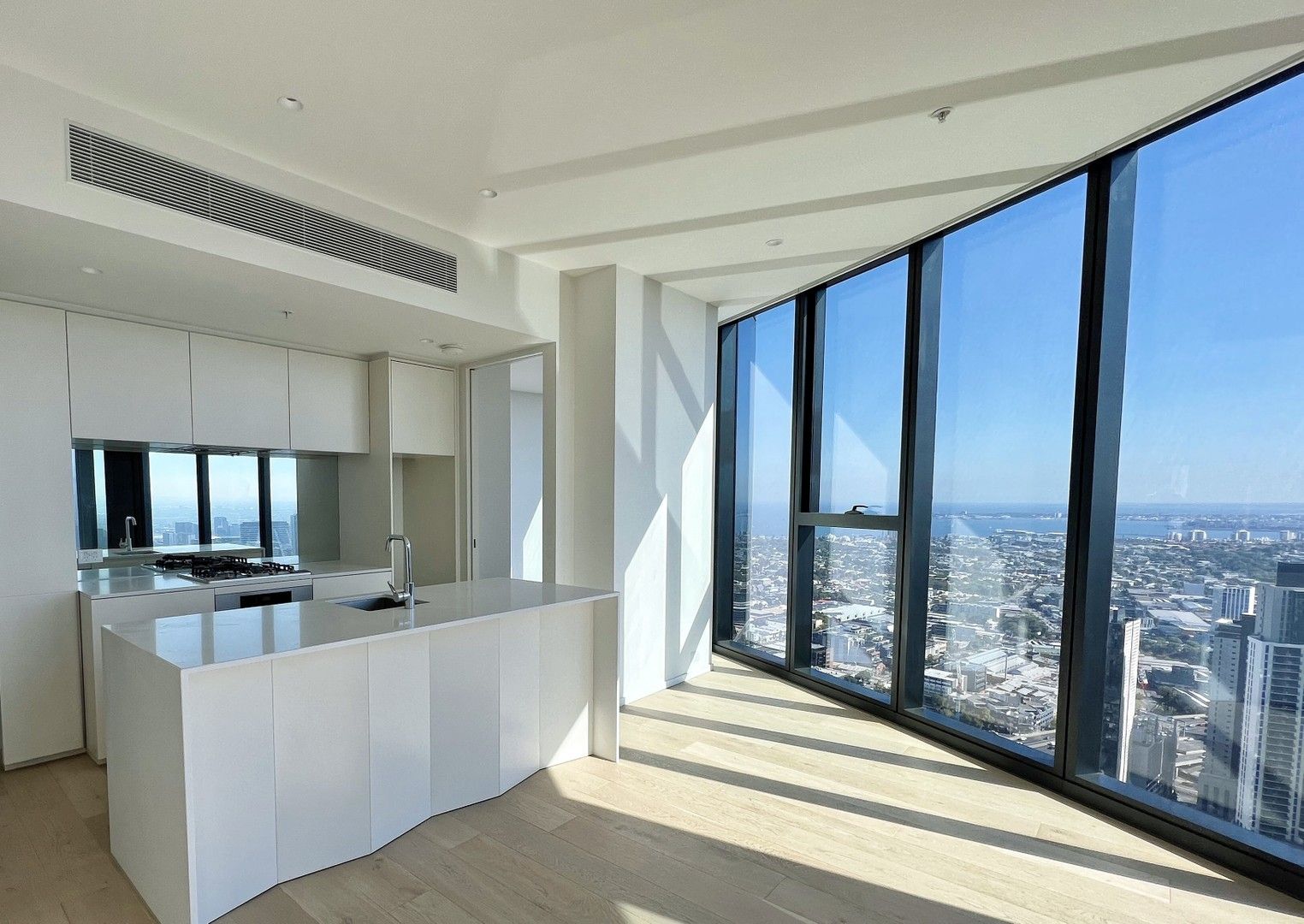 2 bedrooms Apartment / Unit / Flat in 5009/11 Bale Circuit SOUTHBANK VIC, 3006