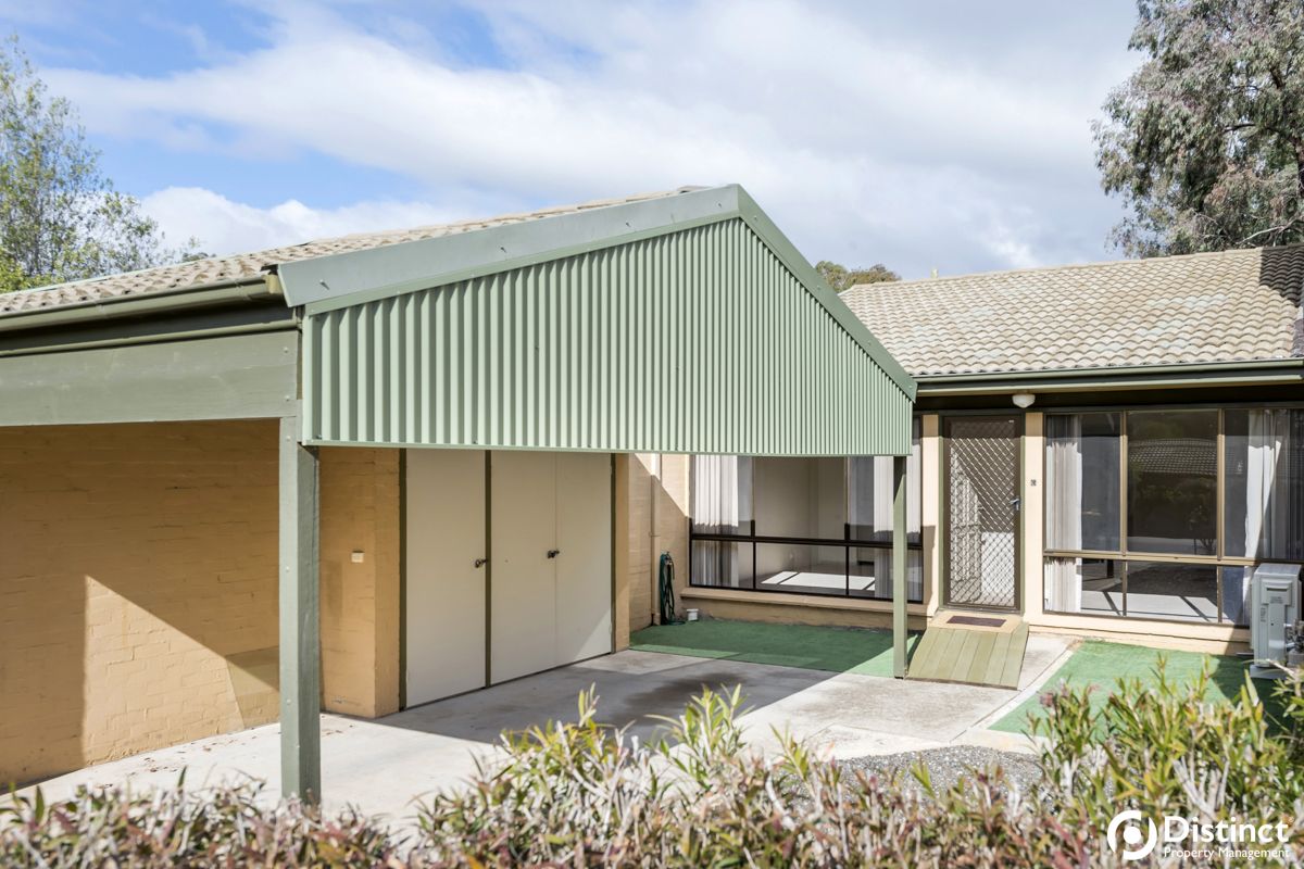 6 Connelly Place Belconnen Act 2617 Townhouse For Rent 450 Domain