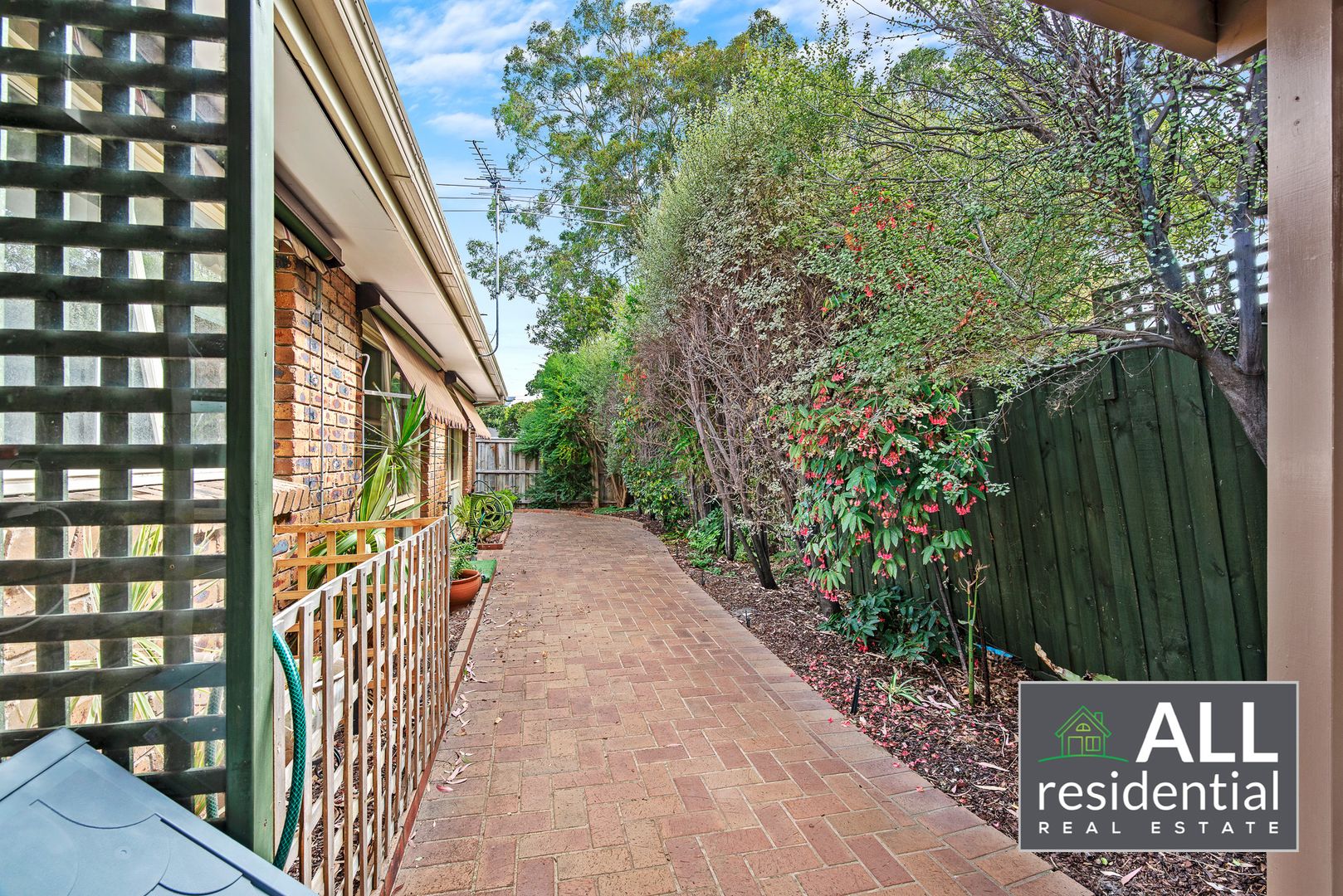 Unit 4/2-4 Greenview Cl, Dingley Village VIC 3172, Image 2