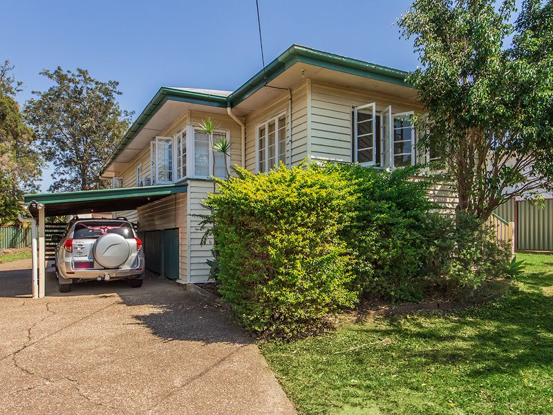 11 Roberts St, North Ipswich QLD 4305, Image 2