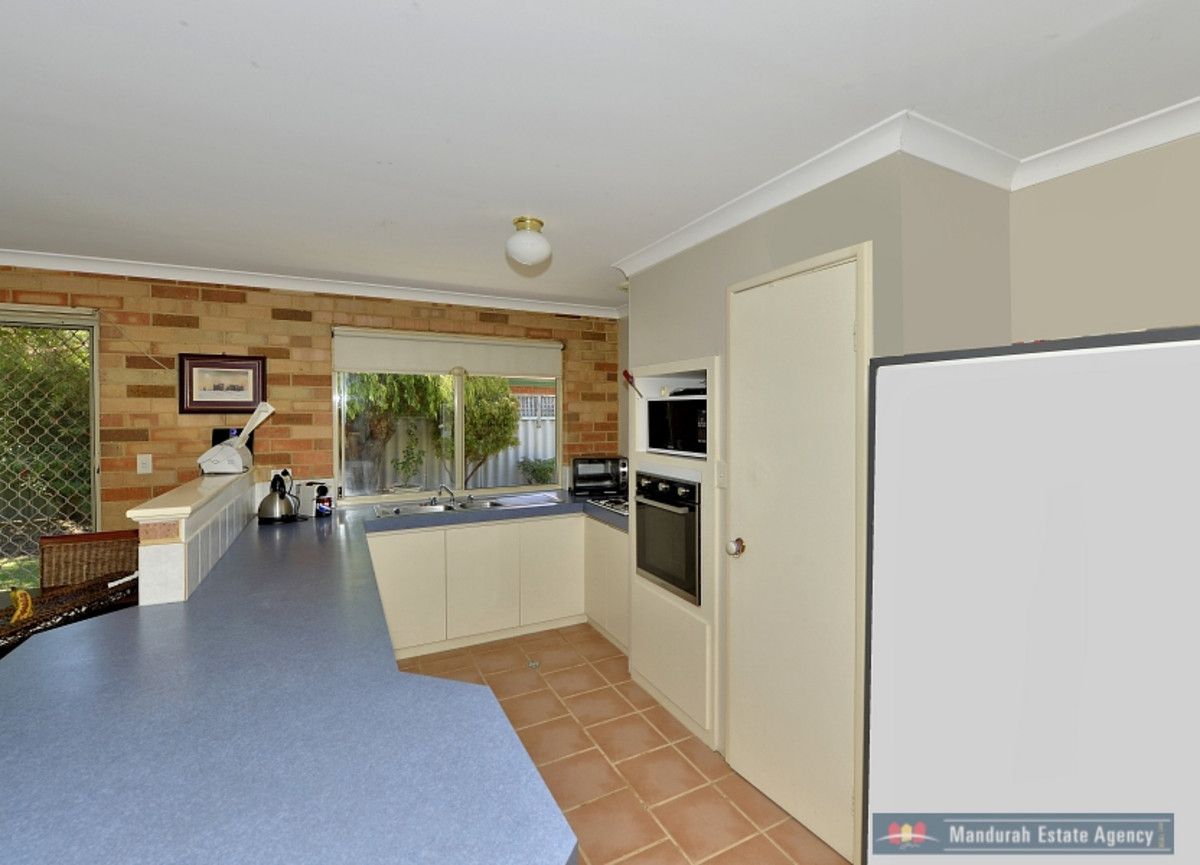 47B Tamarisk Drive, Halls Head WA 6210, Image 2