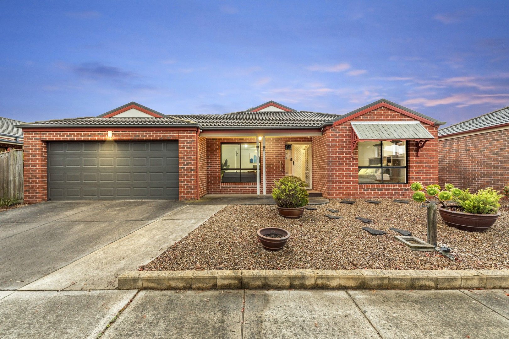 13 Licodia Drive, Pakenham VIC 3810, Image 0