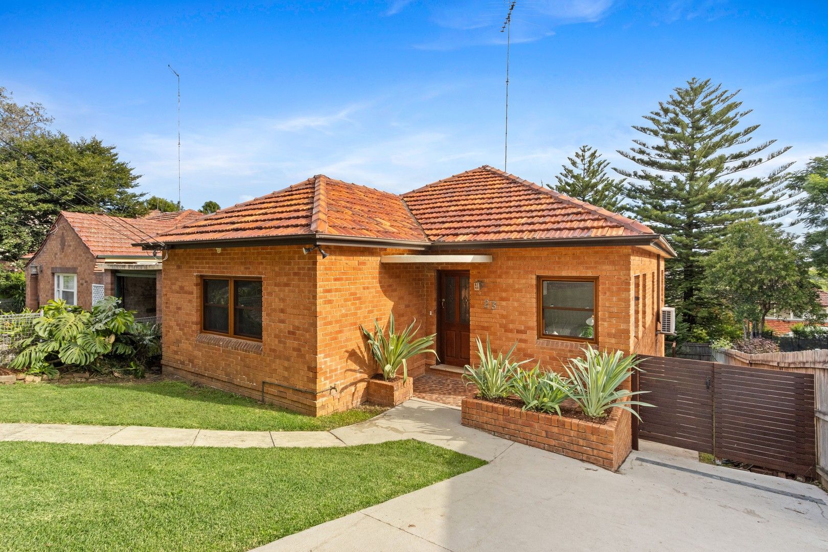 3 bedrooms House in 23 Pacific Avenue PENSHURST NSW, 2222