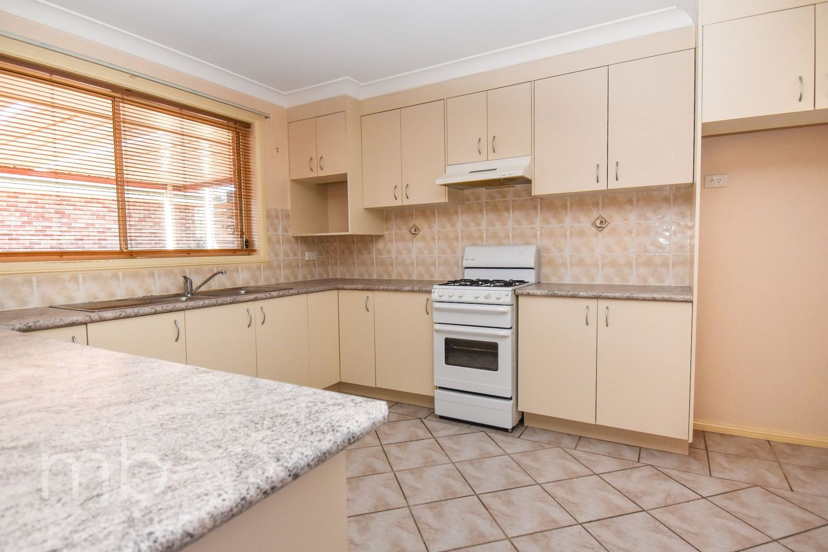 1/118 Phillip Street, Orange NSW 2800, Image 2